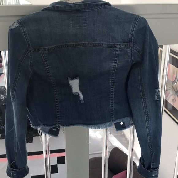 ▪️Cropped Jean Jacket - NEVER WORN! ❤️ - Picture 3 of 3